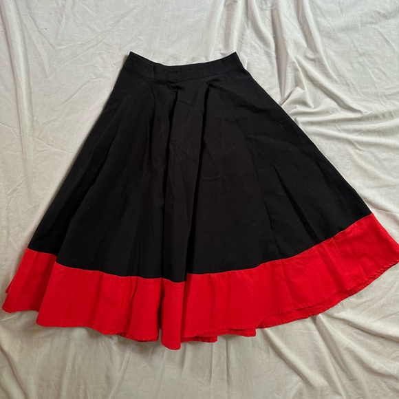 Lindy Bop Black and Red Circle Skirt Swing Dancing - Picture 1 of 7